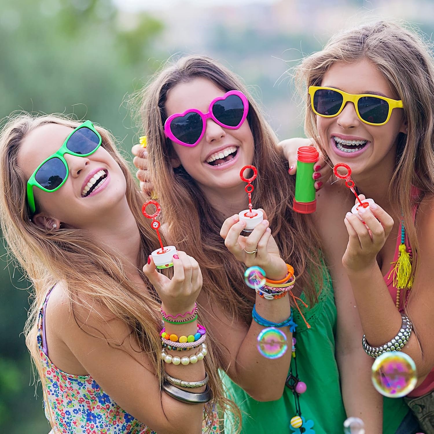 Caydo Embroidery Floss 50 Skeins Embroidery Thread, Rainbow Color Friendship Bracelet String with 12 Pieces Floss Bobbins for Bracelet Making, Sewing Crafts